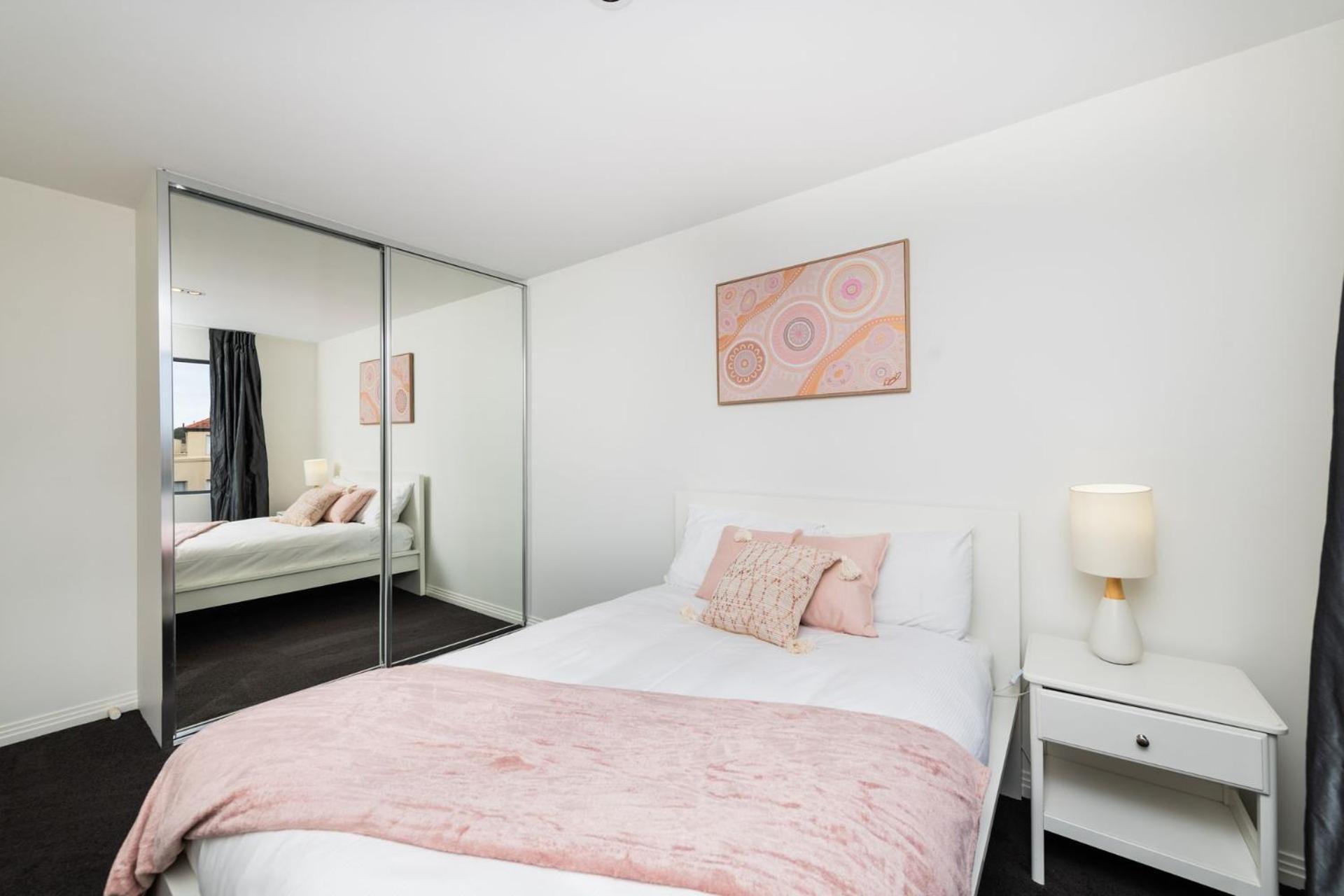 Griffin 180 Kingston Act Apartment Canberra Bagian luar foto
