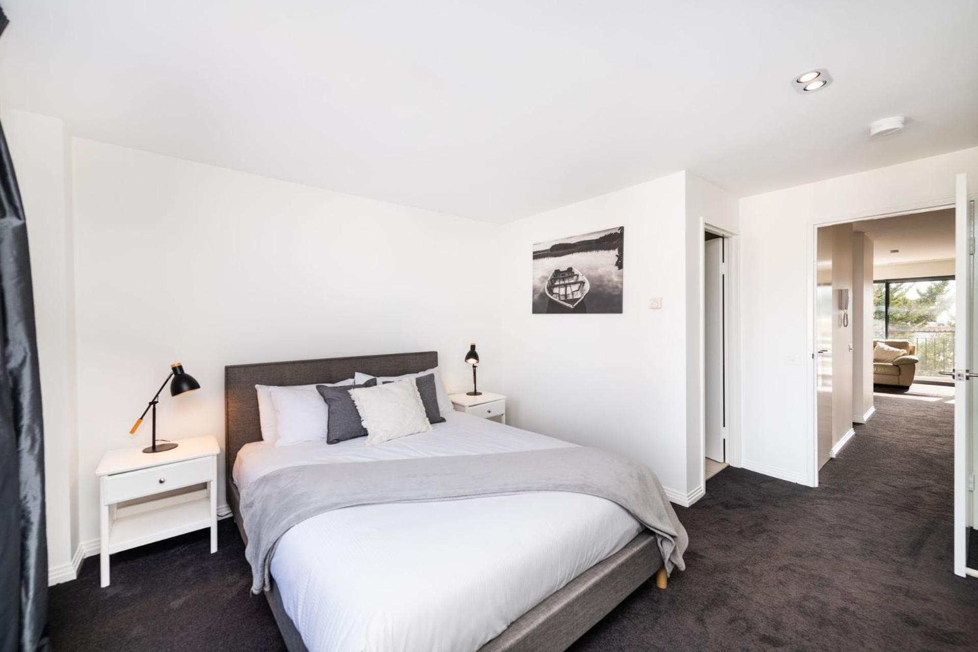 Griffin 180 Kingston Act Apartment Canberra Bagian luar foto